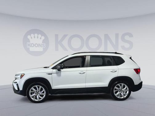 Pure White 2023 Volkswagen Taos 1.5T S