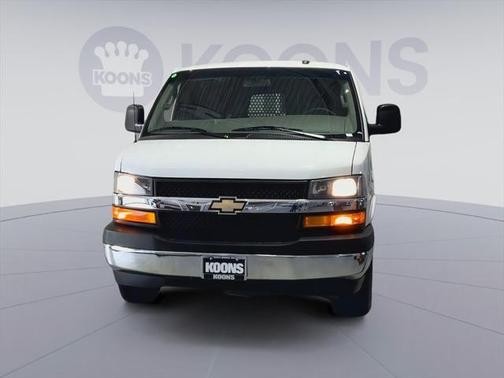 2023 Chevrolet Express 2500 RWD 2500 Regular Wheelbase WT