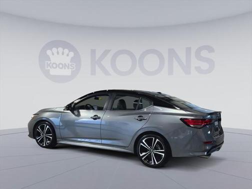 2022 Nissan Sentra SR
