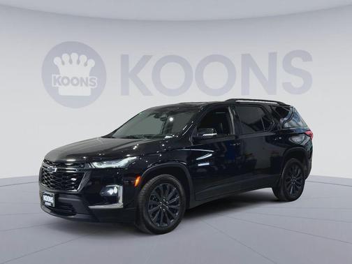 Mosaic Black Metallic 2023 Chevrolet Traverse RS