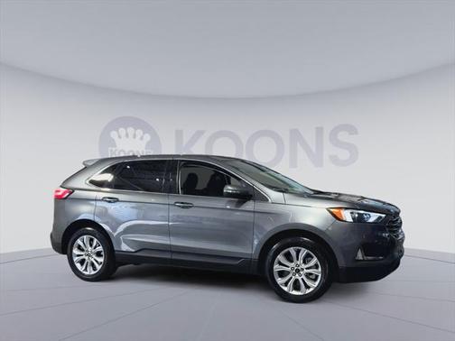 2023 Ford Edge Titanium