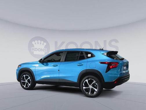 Marina Blue Metallic 2026 Chevrolet Trax FWD 1RS