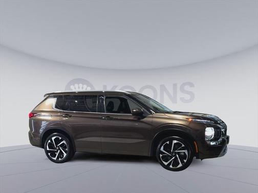 2023 Mitsubishi Outlander SEL 2.5 2WD