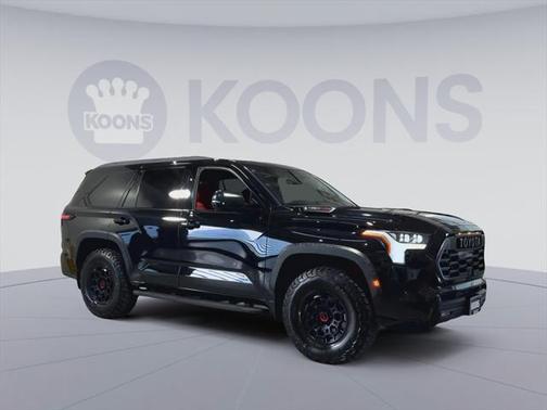 2025 Toyota Sequoia Base