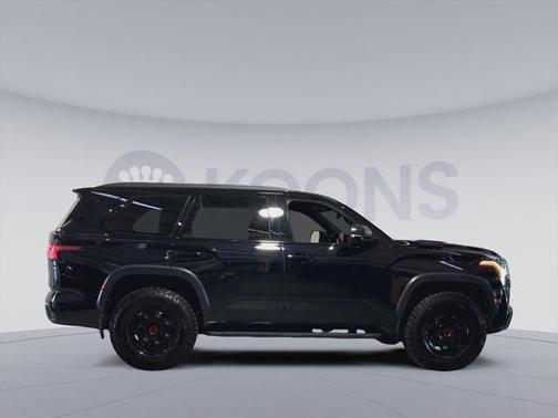 2025 Toyota Sequoia Base
