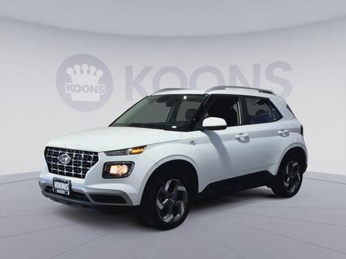 2022 Hyundai VENUE SEL