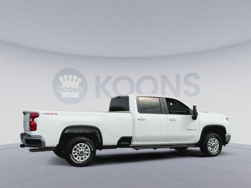 Summit White 2025 Chevrolet Silverado 2500 LT