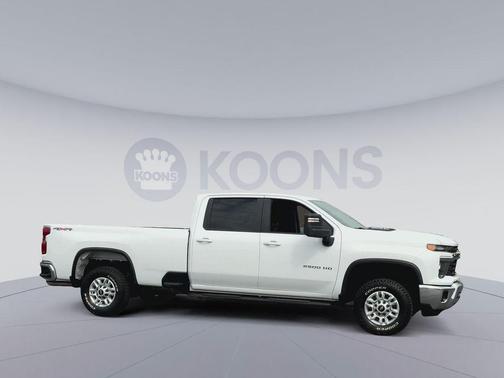 Summit White 2025 Chevrolet Silverado 2500 LT