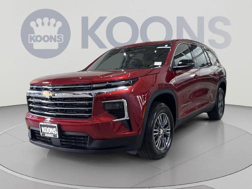 Radiant Red Tintcoat 2026 Chevrolet Traverse LT
