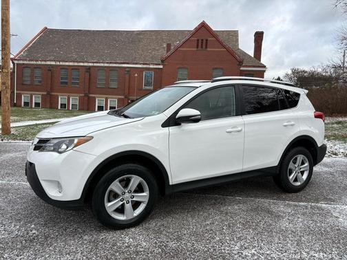 2014 Toyota RAV4 XLE