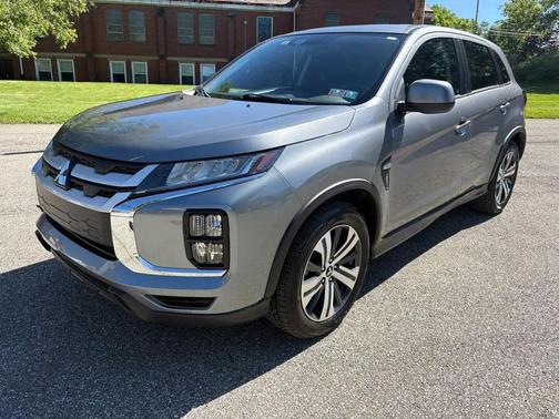 Gray 2024 Mitsubishi Outlander Sport 2.0 ES