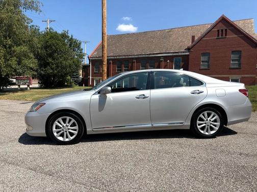 2010 Lexus ES 350 Base