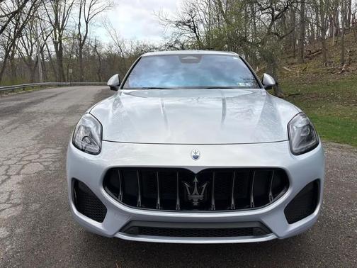Silver 2024 Maserati Grecale GT