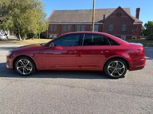 2019 Audi A4 2.0T Premium