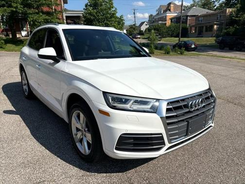 2018 Audi Q5 2.0T Premium Plus