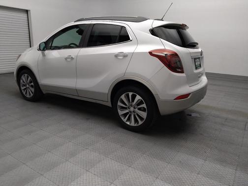 Summit White 2019 Buick Encore Preferred