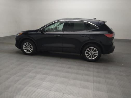 Blue 2021 Ford Escape SE