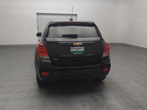 Mosaic Black Metallic 2020 Chevrolet Trax LS