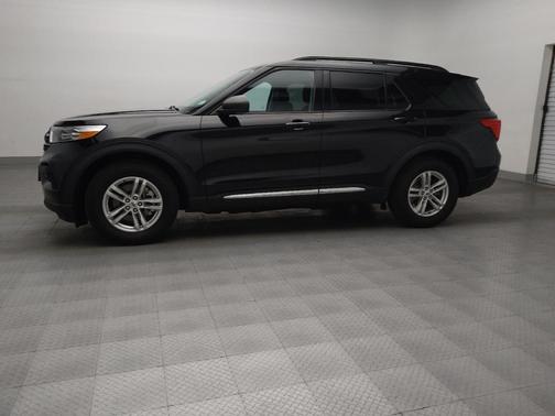 Agate Black Metallic 2022 Ford Explorer XLT