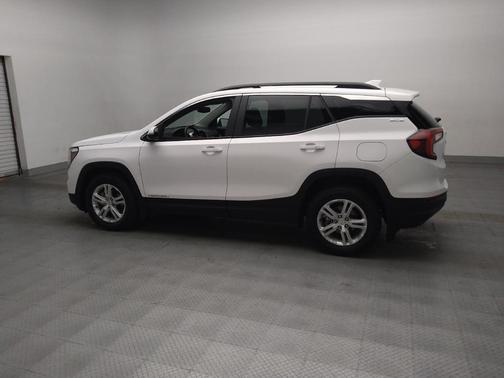 Summit White 2024 GMC Terrain SLE