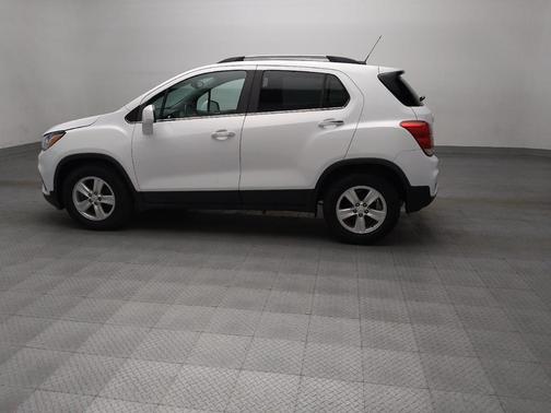 Summit White 2020 Chevrolet Trax LT