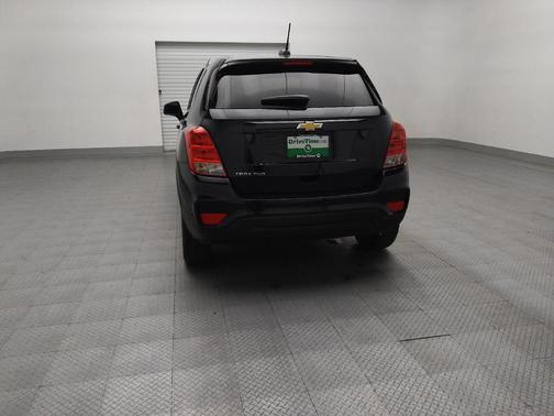 Midnight Blue Metallic 2022 Chevrolet Trax LS