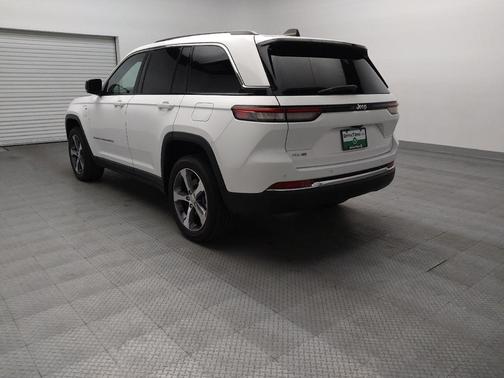 Bright White Clearcoat 2023 Jeep Grand Cherokee 4xe Base