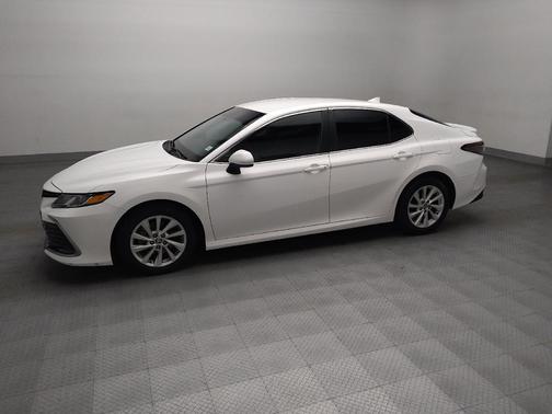 Super White 2021 Toyota Camry LE