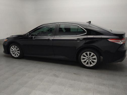Midnight Black Metallic 2019 Toyota Camry LE