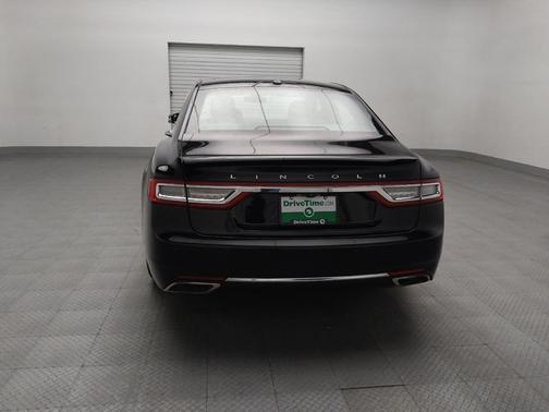 2017 Lincoln Continental Select