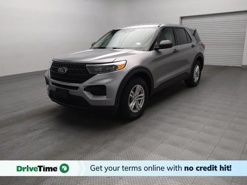 Iconic Silver Metallic 2022 Ford Explorer