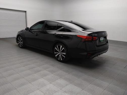 2020 Nissan Altima SR FWD