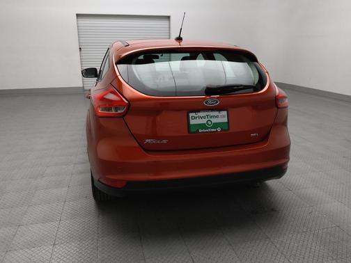 Hot Pepper Red Metallic Tinted Clearcoat 2018 Ford Focus SEL