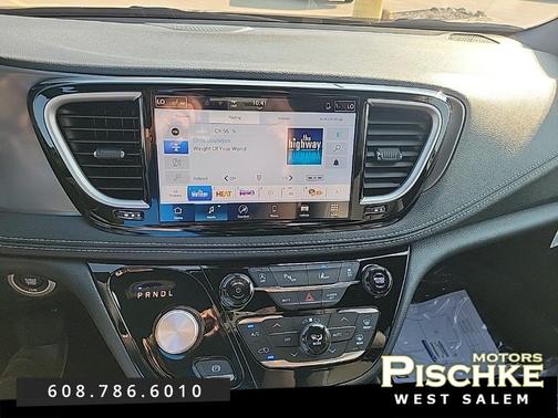 2025 Chrysler Pacifica L