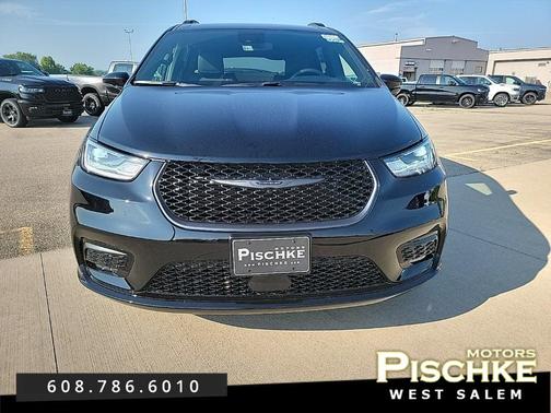 2025 Chrysler Pacifica L