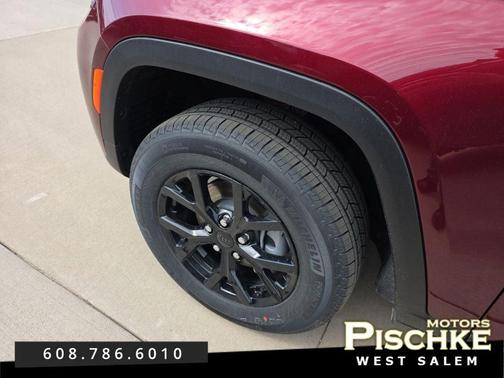 Velvet Red Pearlcoat 2026 Jeep Grand Cherokee Altitude