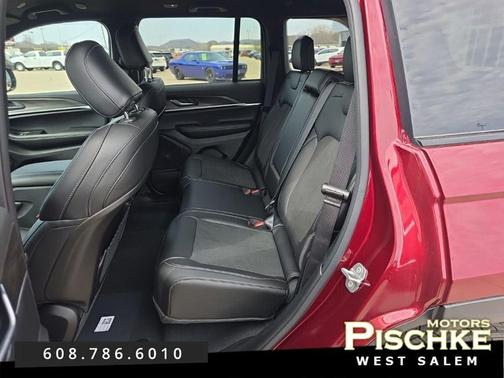 Velvet Red Pearlcoat 2026 Jeep Grand Cherokee Altitude