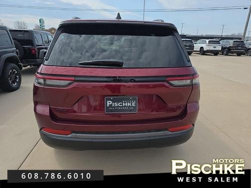 Velvet Red Pearlcoat 2026 Jeep Grand Cherokee Altitude