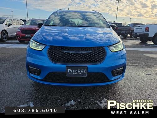 2026 Chrysler Pacifica L