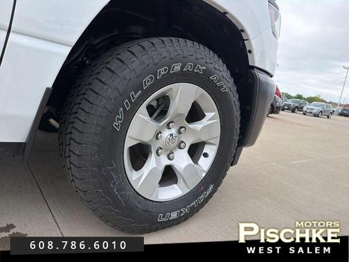 Bright White Clearcoat 2025 RAM 1500 Tradesman