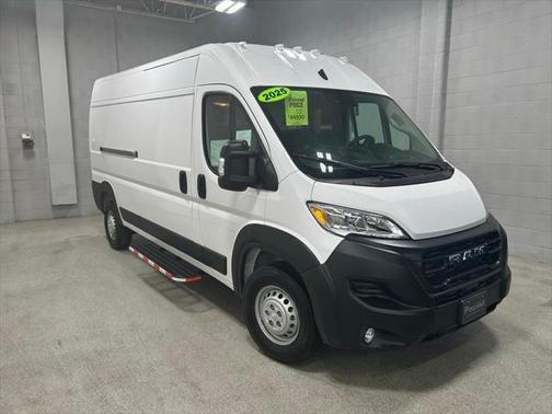 2025 RAM ProMaster 2500 Tradesman