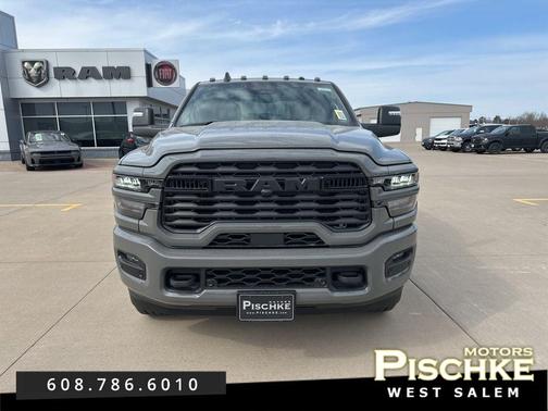 Ceramic Gray Clearcoat 2026 RAM 2500 Big Horn Crew Cab 4x4 6'4' Box