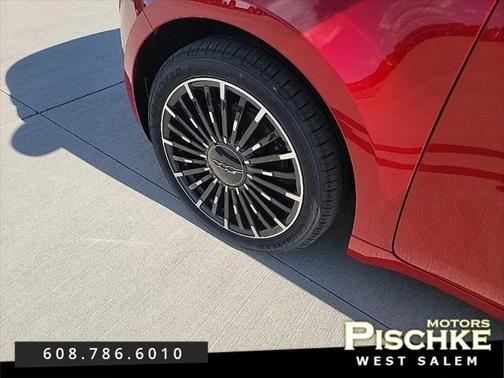 2024 FIAT 500e INSPI(RED) FWD
