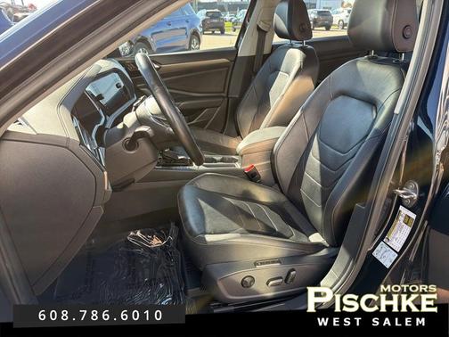 2019 Volkswagen Jetta 1.4T SEL Premium