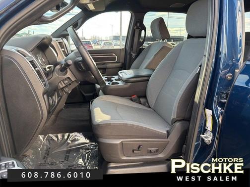 2024 RAM 2500 Big Horn Crew Cab 4x4 6'4' Box