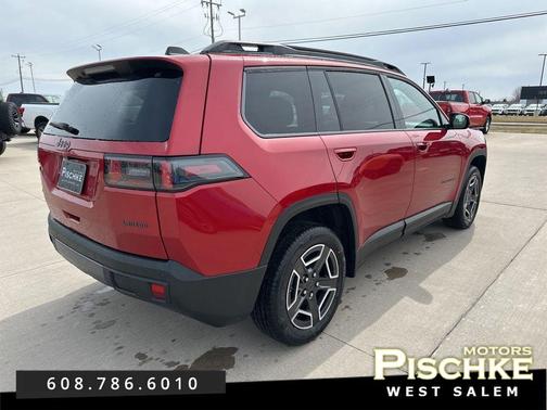 Red Hot Pearlcoat 2026 Jeep Cherokee Laredo 4x4