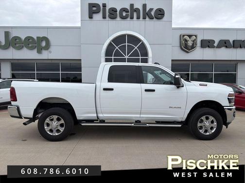 Bright White Clearcoat 2025 RAM 2500 Big Horn Crew Cab 4x4 6'4' Box