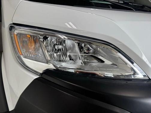 2025 RAM ProMaster 2500 Tradesman