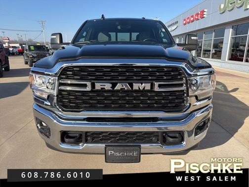 2024 RAM 2500 Big Horn Crew Cab 4x4 6'4' Box