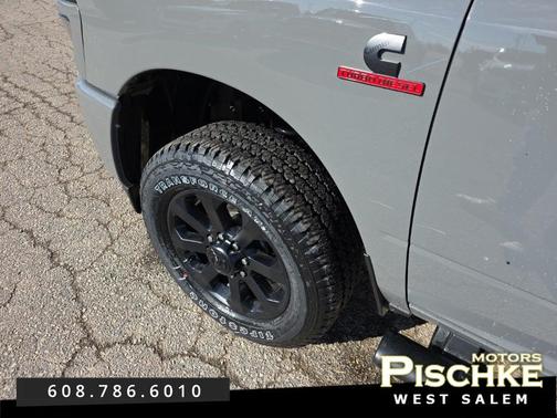 2026 RAM 2500 Black Express Crew Cab 4x4 6'4' Box